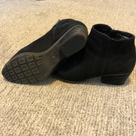 Blondo Waterproof Booties - Picture 2 of 2